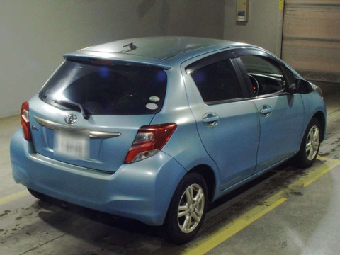 2014 Toyota Vitz KSP130[1]