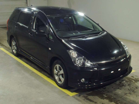 2003 Toyota Wish ZNE14G[2]