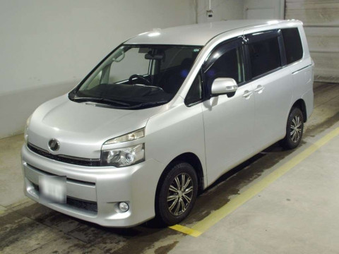 2013 Toyota Voxy ZRR75G[0]