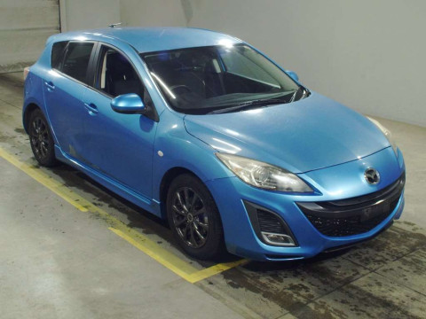 2010 Mazda Axela Sport BL5FW[2]