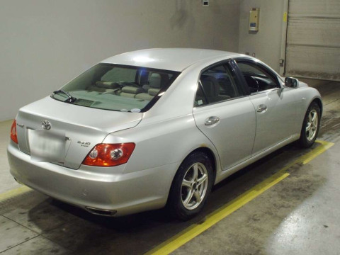 2004 Toyota Mark X GRX125[1]