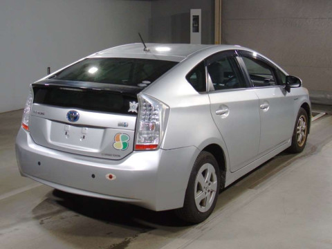 2010 Toyota Prius ZVW30[1]