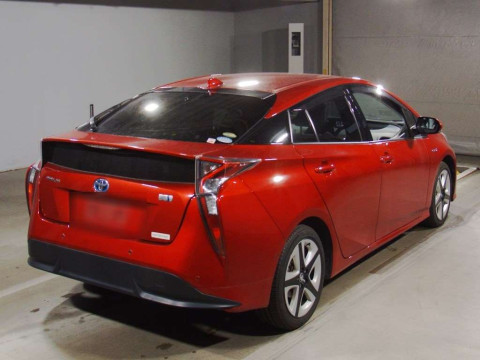 2018 Toyota Prius ZVW51[1]