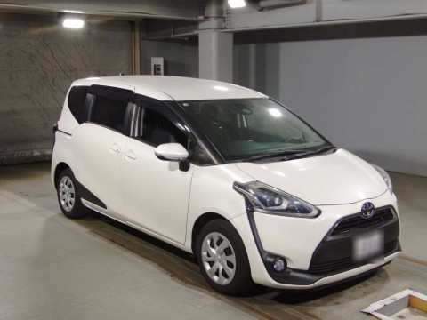 2017 Toyota Sienta NSP170G[2]