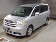 2009 Toyota Noah