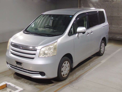 2009 Toyota Noah ZRR75G[0]