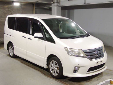 2011 Nissan Serena FC26[2]