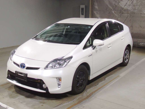 2015 Toyota Prius ZVW30[0]