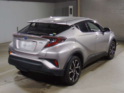 2017 Toyota C-HR ZYX10[1]