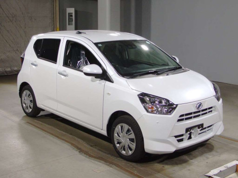 2024 Daihatsu Mira es LA350S[2]