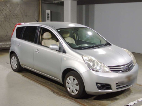 2011 Nissan Note E11[2]