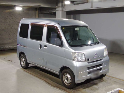 2011 Daihatsu Hijet Cargo S321V[2]