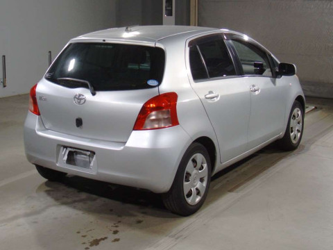 2007 Toyota Vitz NCP91[1]