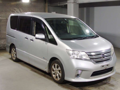 2013 Nissan Serena HFC26[2]