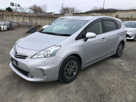 2014 Toyota Prius alpha ZVW41W[0]