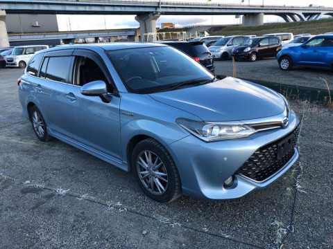 2016 Toyota Corolla Fielder NKE165G[2]