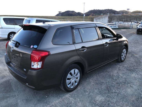 2014 Toyota Corolla Fielder NZE161G[1]