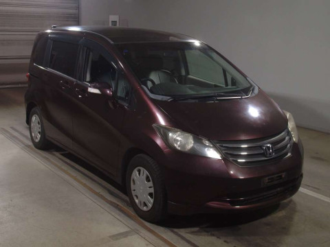 2010 Honda Freed GB3[2]