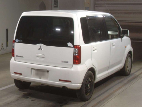 2005 Mitsubishi eK Wagon H81W[1]