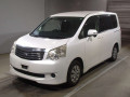 2013 Toyota Noah