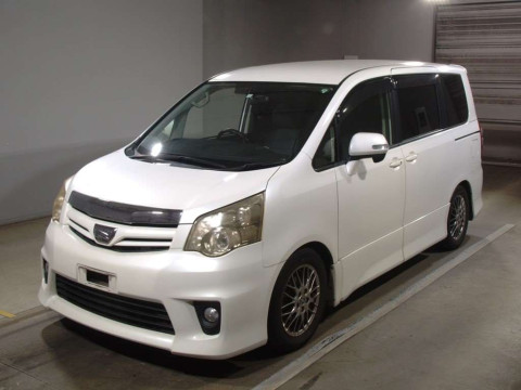 2012 Toyota Noah ZRR70W[0]