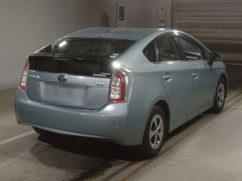 2014 Toyota Prius ZVW30[1]