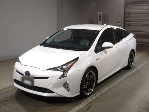 2016 Toyota Prius ZVW50[0]