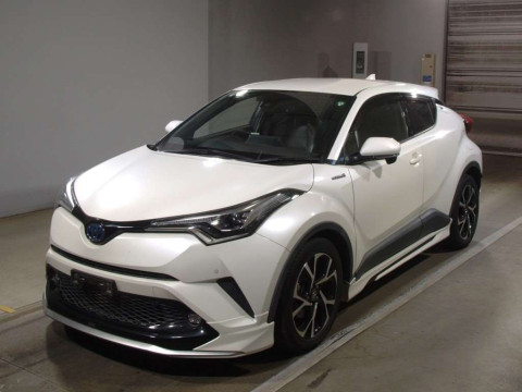 2018 Toyota C-HR ZYX10[0]