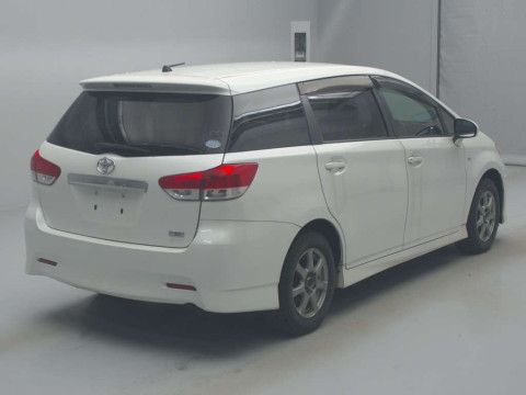 2010 Toyota Wish ZGE20W[1]