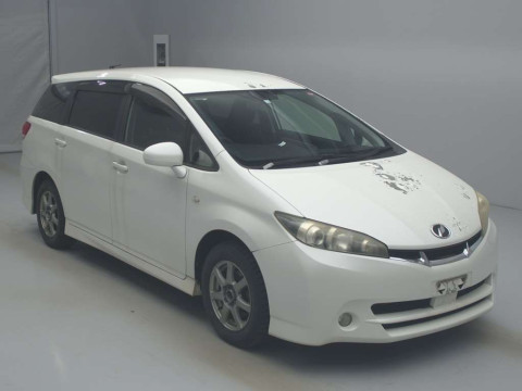 2010 Toyota Wish ZGE20W[2]