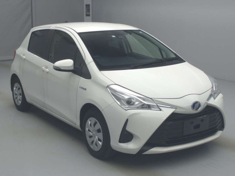 2020 Toyota Vitz NHP130[2]