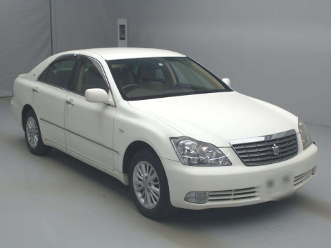 2007 Toyota Crown GRS183[2]