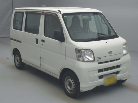 2016 Daihatsu Hijet Cargo S331V[2]