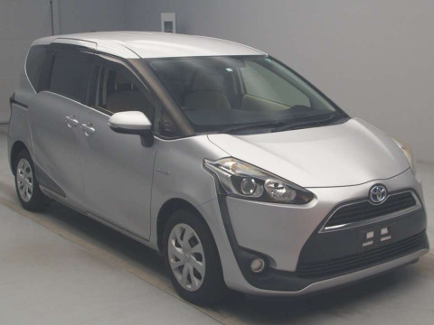 2016 Toyota Sienta NHP170G[2]