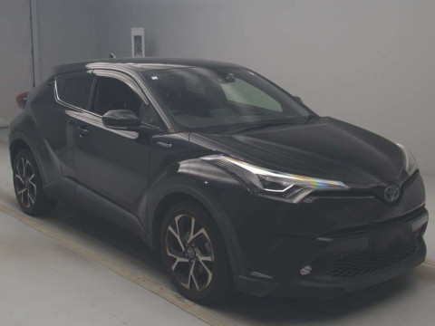 2018 Toyota C-HR ZYX10[2]