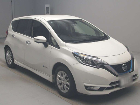 2016 Nissan Note HE12[2]