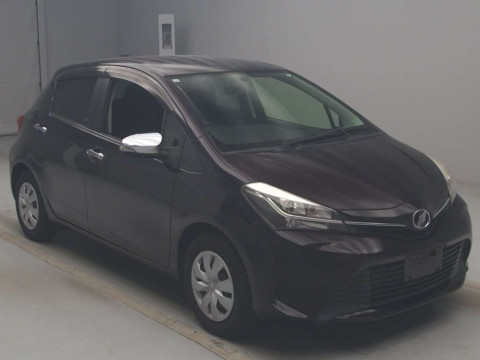 2015 Toyota Vitz NSP130[2]