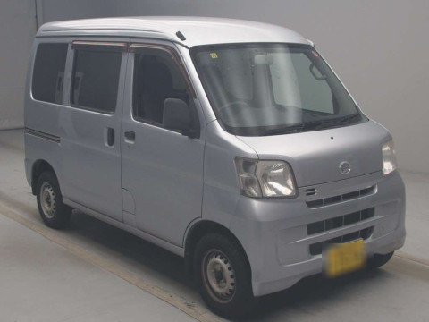 2013 Daihatsu Hijet Cargo S331V[2]