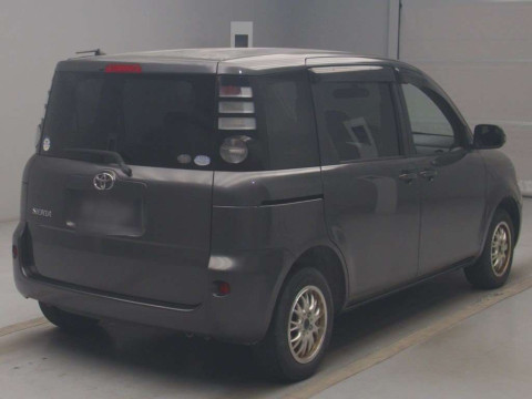 2009 Toyota Sienta NCP81G[1]