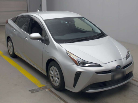 2020 Toyota Prius ZVW51[2]