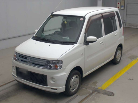 2010 Mitsubishi Toppo H82A[0]