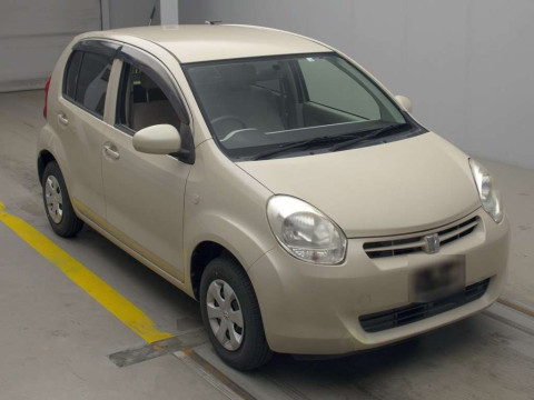 2012 Toyota Passo KGC30[2]