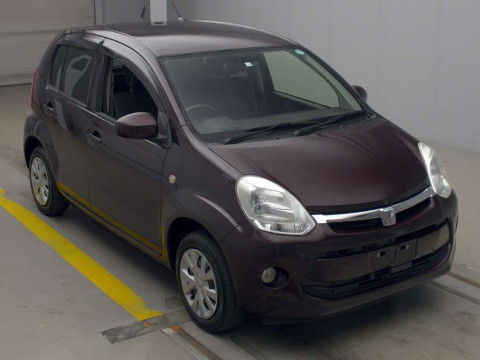 2015 Toyota Passo KGC30[2]