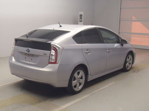 2012 Toyota Prius ZVW30[1]