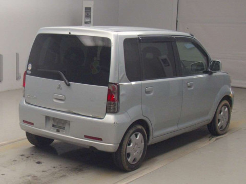 2004 Mitsubishi eK Wagon H81W[1]