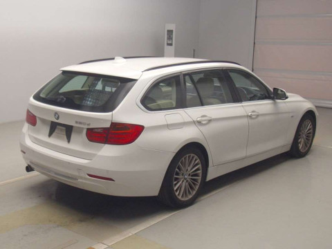 2015 BMW 3 Series 3D20[1]