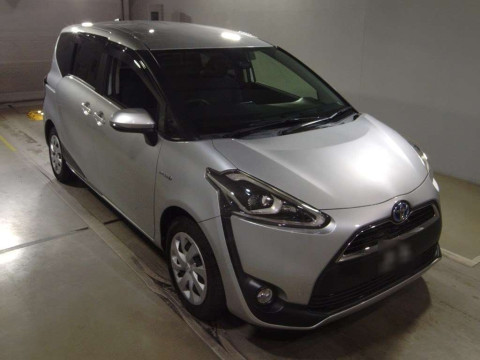 2016 Toyota Sienta NHP170G[2]