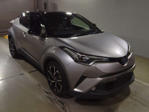 2018 Toyota C-HR ZYX10[2]