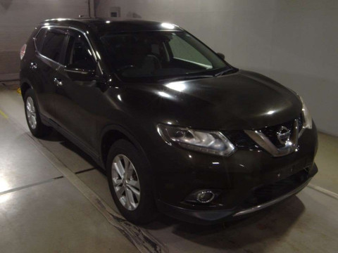 2016 Nissan X-Trail NT32[2]