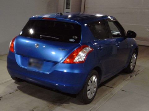 2011 Suzuki Swift ZC72S[1]